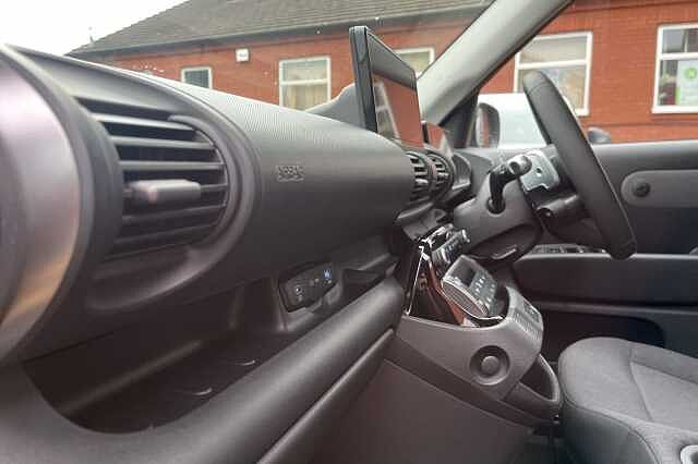 Hyundai Inster 01 49kWh 5dr Auto