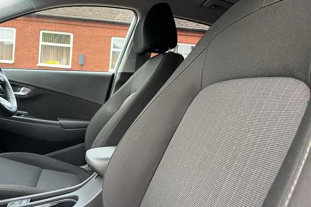 Hyundai KONA 1.6 GDi Hybrid Premium 5dr DCT