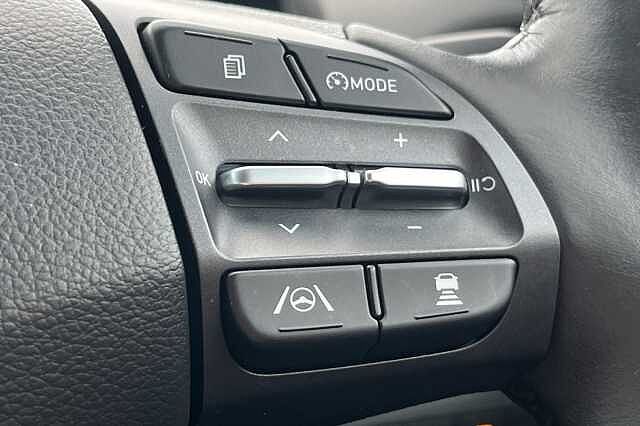 Hyundai KONA 1.6 GDi Hybrid Premium 5dr DCT