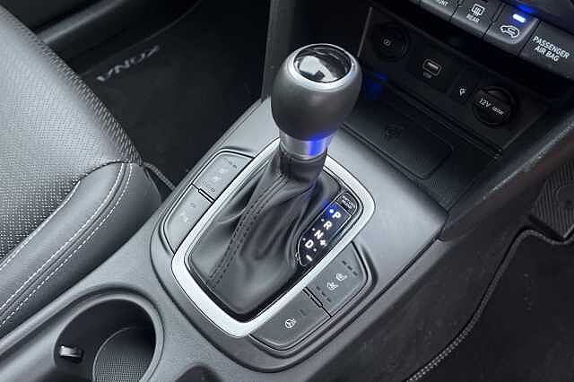 Hyundai KONA 1.6 GDi Hybrid Premium SE 5dr DCT