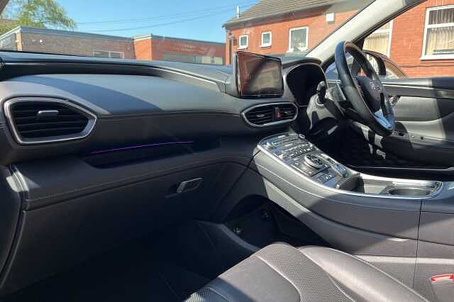 Hyundai SANTA FE 1.6 T-GDi Hybrid Premium 5dr 4WD Auto