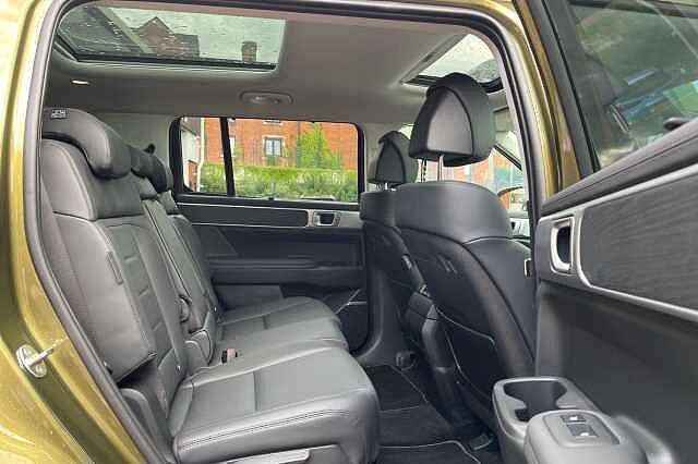 Hyundai SANTA FE 1.6 T-GDi Hybrid Ultimate 5dr 4WD Auto