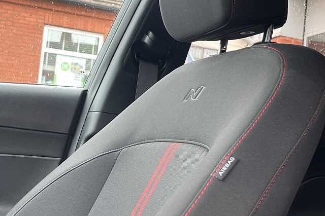 Hyundai KONA 1.6 Hybrid N Line 5dr DCT Black