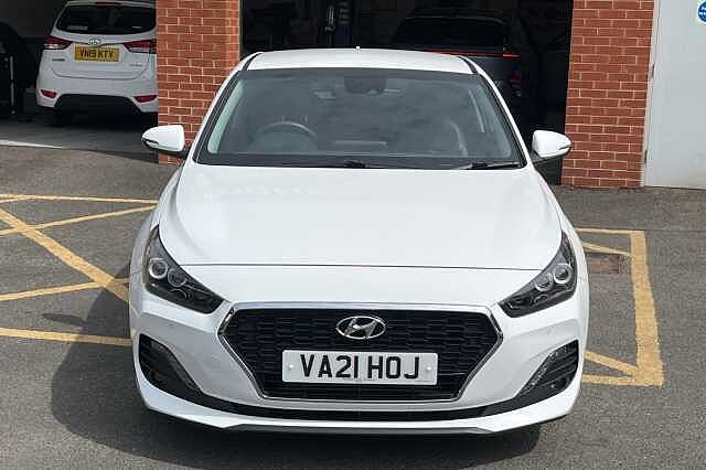 Hyundai i30 Fastback 1.4 T-GDI Premium 5dr DCT