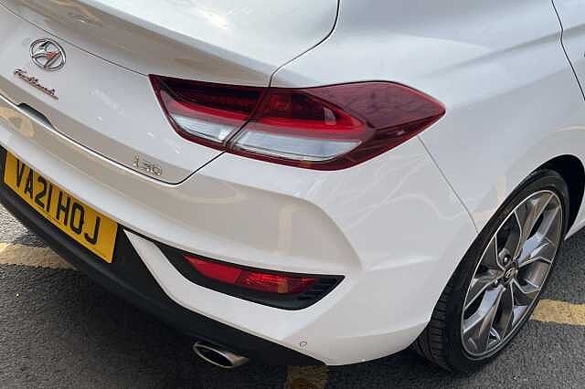 Hyundai i30 Fastback 1.4 T-GDI Premium 5dr DCT