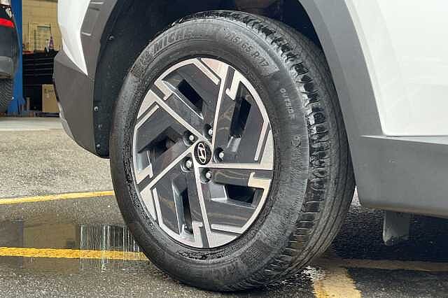 Hyundai TUCSON 1.6T Advance 5dr