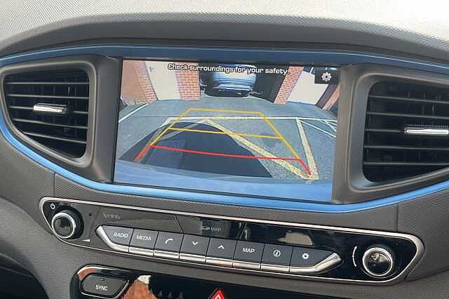 Hyundai IONIQ 1.6 GDi Hybrid Premium SE 5dr DCT