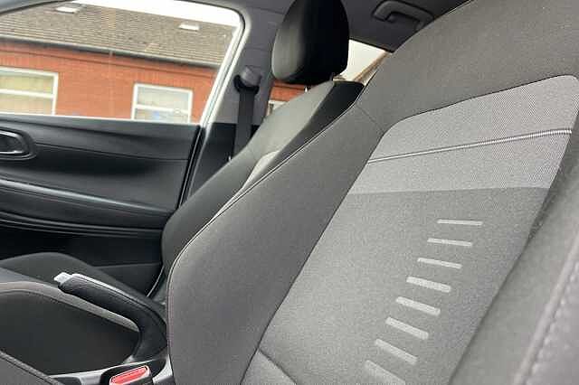 Hyundai BAYON 1.0 T-GDi Premium 5dr