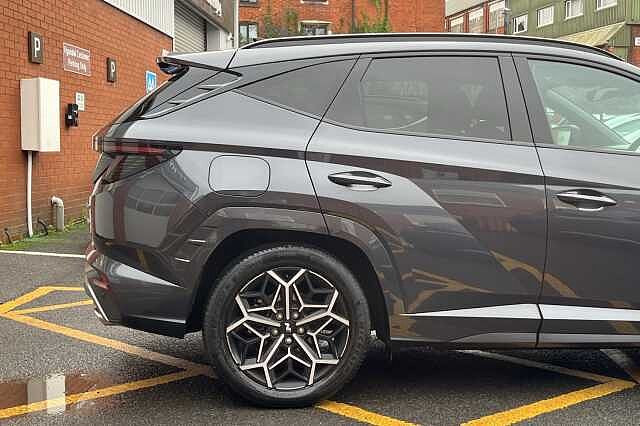 Hyundai TUCSON 1.6 T-GDi Plug-in Hybrid N Line S 5dr 4WD Auto Grey