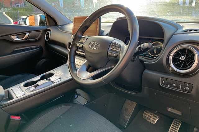 Hyundai KONA SE Connect 39kWh 5dr Auto