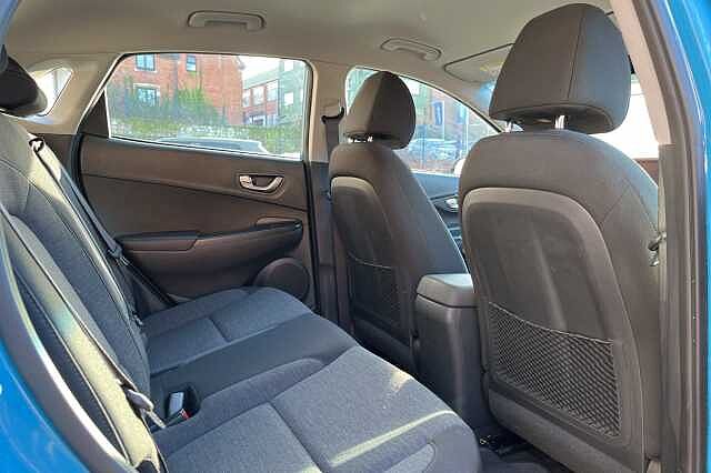 Hyundai KONA SE Connect 39kWh 5dr Auto
