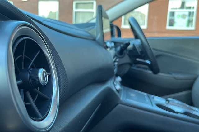 Hyundai KONA SE Connect 39kWh 5dr Auto