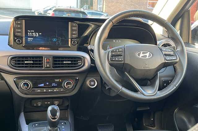 Hyundai i10 1.0 Premium 5dr Auto [Nav]