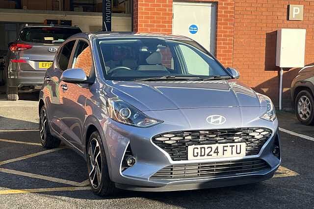 Hyundai i10 1.0 Premium 5dr Auto [Nav]