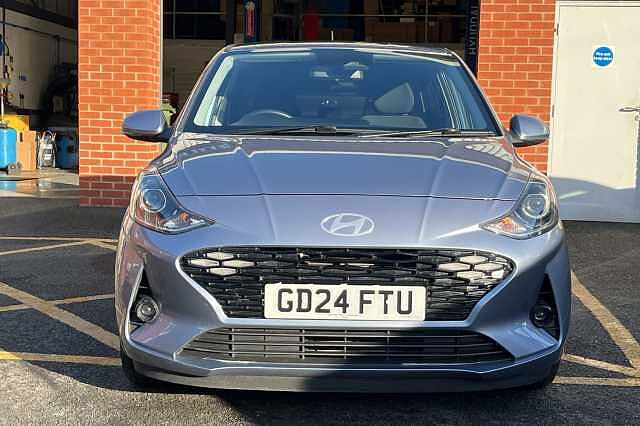 Hyundai i10 1.0 Premium 5dr Auto [Nav]