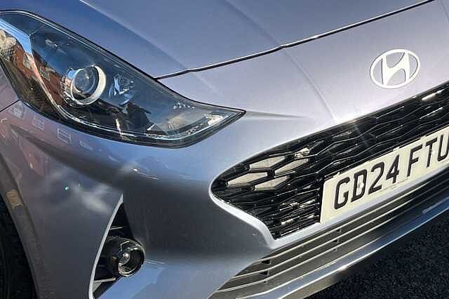 Hyundai i10 1.0 Premium 5dr Auto [Nav]