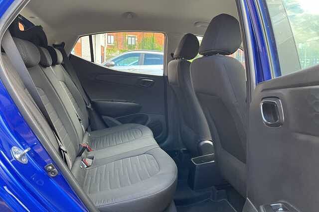 Hyundai i10 1.0 MPi SE Connect 5dr