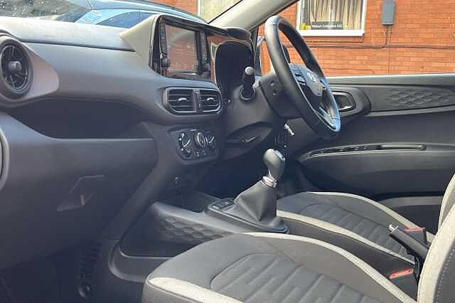 Hyundai i10 1.0 MPi SE Connect 5dr