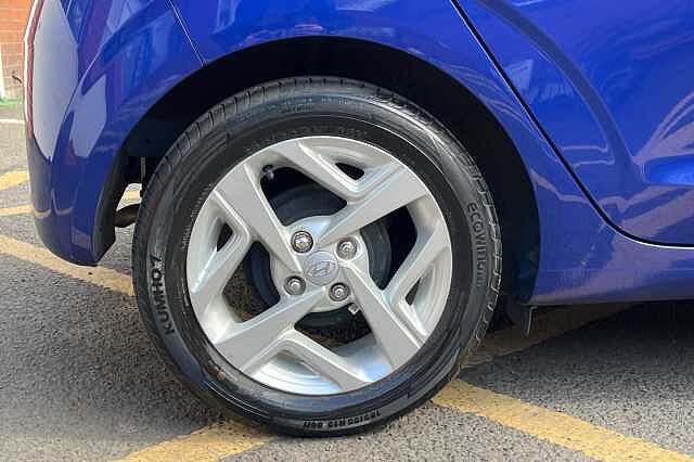 Hyundai i10 1.0 MPi SE Connect 5dr