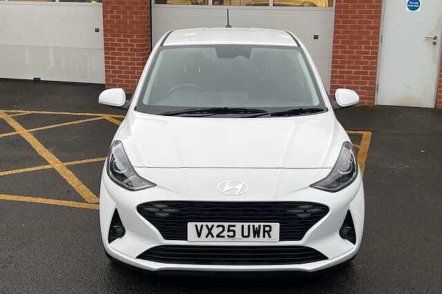 Hyundai i10 1.0 Premium 5dr [Nav]