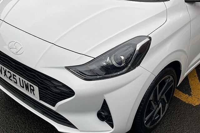 Hyundai i10 1.0 Premium 5dr [Nav]