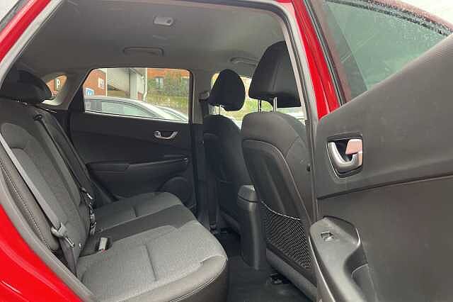 Hyundai KONA Premium 64kWh 5dr Auto