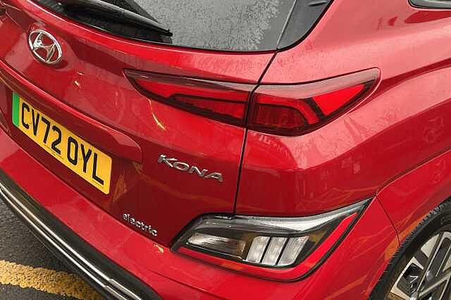 Hyundai KONA Premium 64kWh 5dr Auto