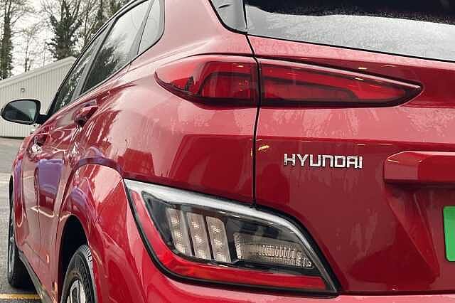 Hyundai KONA Premium 64kWh 5dr Auto