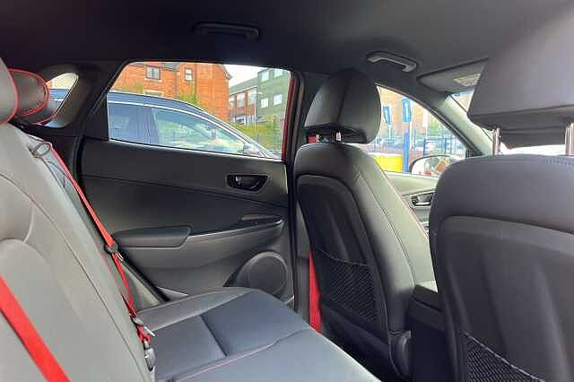 Hyundai KONA 1.6 T-GDi Blue Drive Premium GT 5dr 4WD DCT