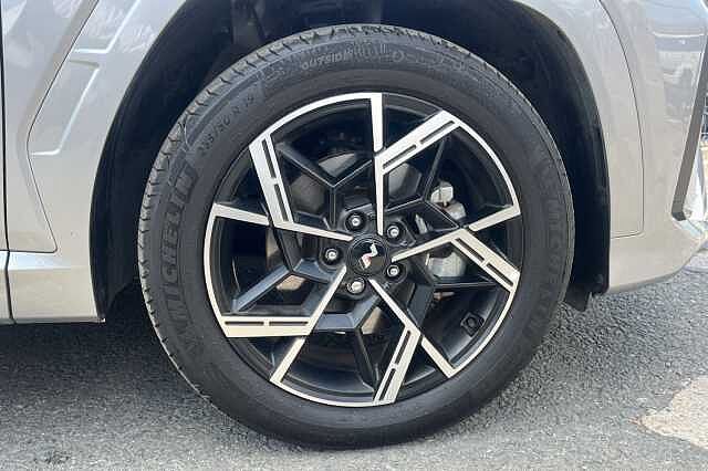Hyundai TUCSON 1.6T Hybrid N Line 5dr Auto Silver