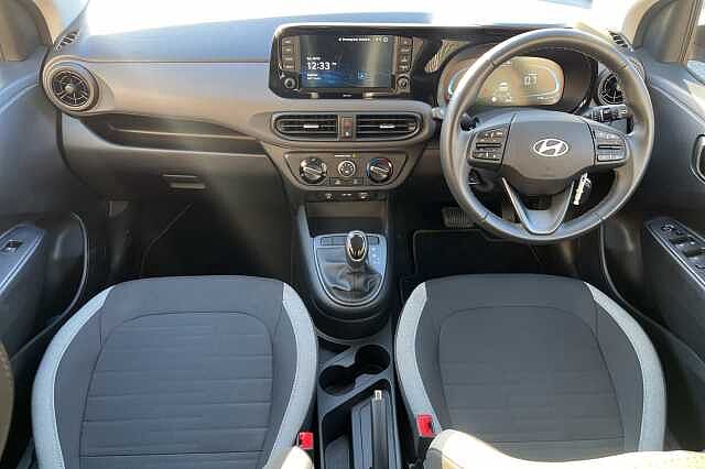 Hyundai i10 1.0 Advance 5dr Auto [Nav]