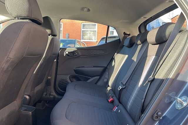 Hyundai i10 1.0 Advance 5dr Auto [Nav]