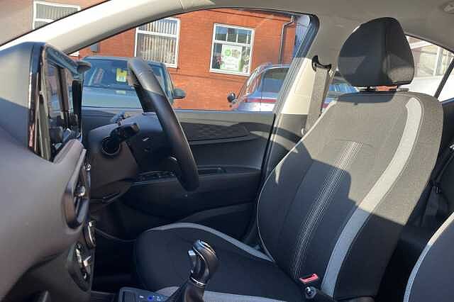 Hyundai i10 1.0 Advance 5dr Auto [Nav]