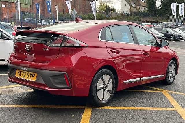Hyundai IONIQ 1.6 GDi Hybrid Premium 5dr DCT