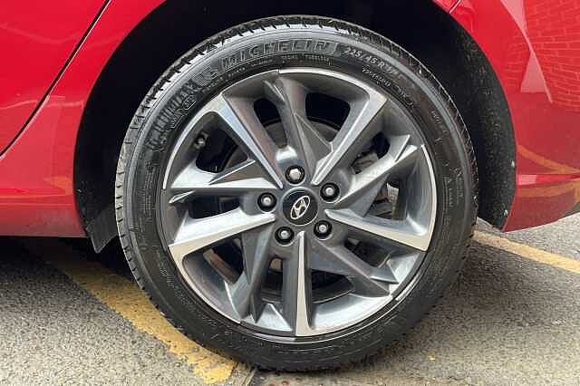 Hyundai i30 1.0 T-GDi Premium 5dr