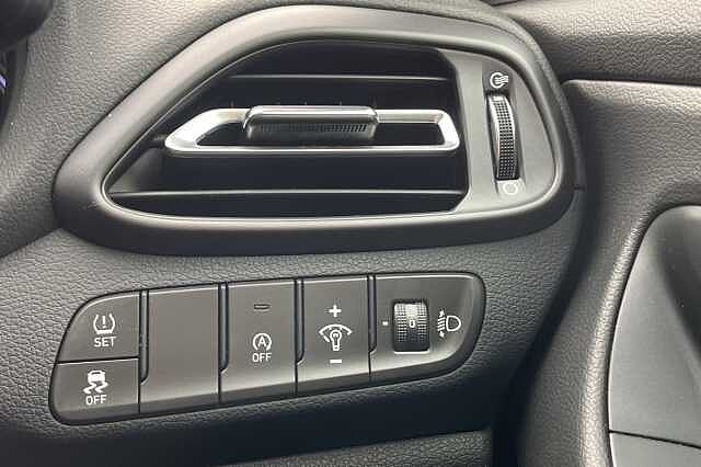 Hyundai i30 1.0 T-GDi Premium 5dr