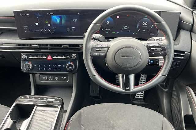 Hyundai TUCSON 1.6T Plug-in Hybrid N-Line 5dr Auto White