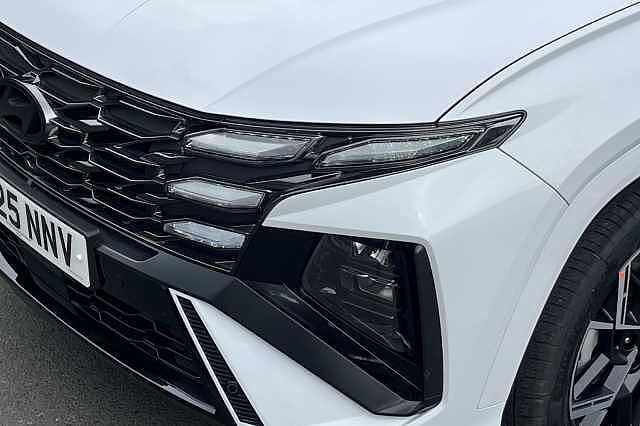 Hyundai TUCSON 1.6T Plug-in Hybrid N-Line 5dr Auto White
