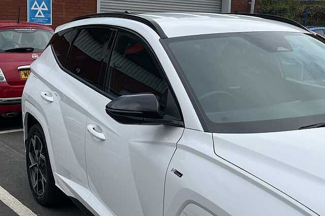 Hyundai TUCSON 1.6T Plug-in Hybrid N-Line 5dr Auto White