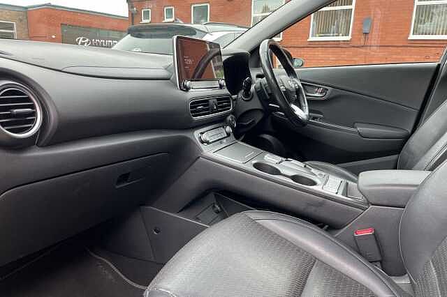 Hyundai KONA Premium SE 64kWh 5dr Auto