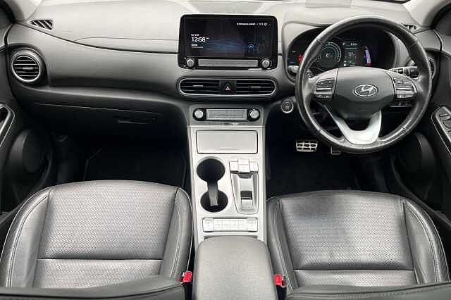 Hyundai KONA Premium SE 64kWh 5dr Auto