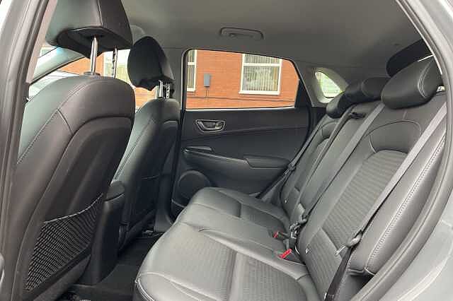 Hyundai KONA Premium SE 64kWh 5dr Auto