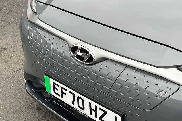 Hyundai KONA Premium SE 64kWh 5dr Auto