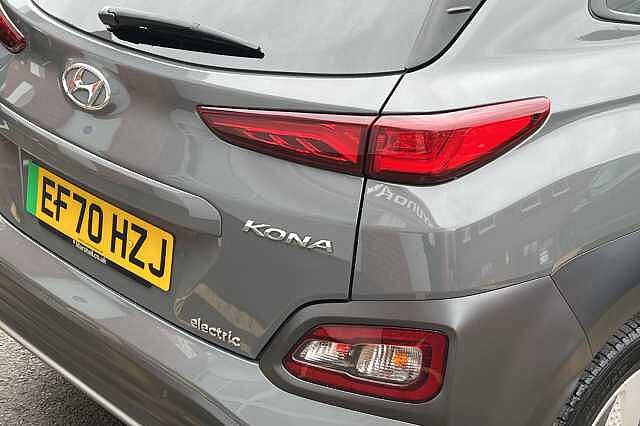 Hyundai KONA Premium SE 64kWh 5dr Auto