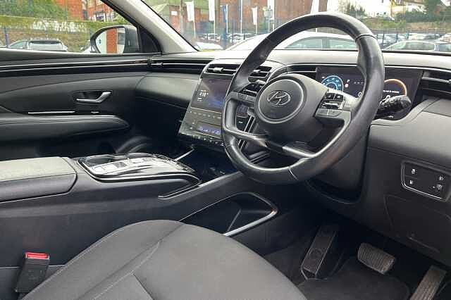 Hyundai TUCSON 1.6 T-GDi Plug-in Hybrid Premium 5dr 4WD Auto