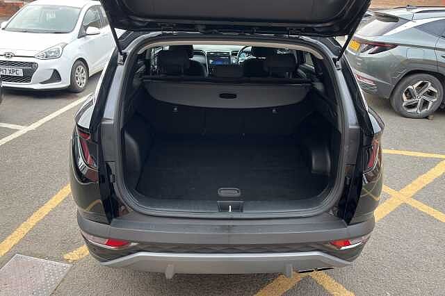 Hyundai TUCSON 1.6 T-GDi Plug-in Hybrid Premium 5dr 4WD Auto