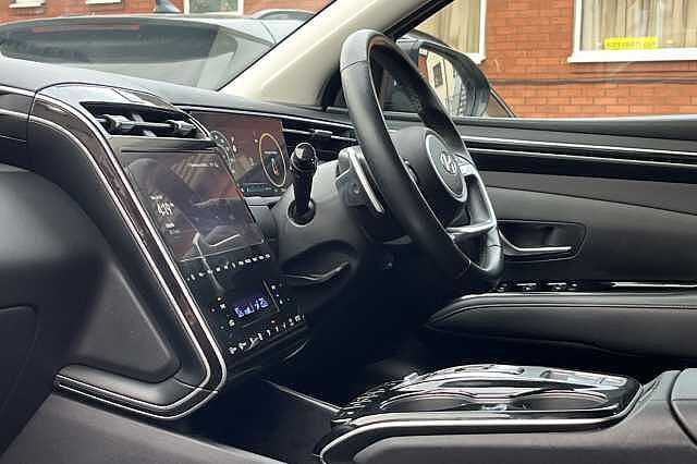 Hyundai TUCSON 1.6 T-GDi Plug-in Hybrid Premium 5dr 4WD Auto