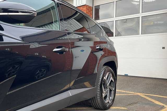 Hyundai TUCSON 1.6 T-GDi Plug-in Hybrid Premium 5dr 4WD Auto