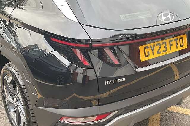 Hyundai TUCSON 1.6 T-GDi Plug-in Hybrid Premium 5dr 4WD Auto