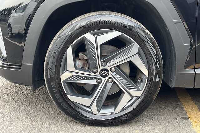Hyundai TUCSON 1.6 T-GDi Plug-in Hybrid Premium 5dr 4WD Auto